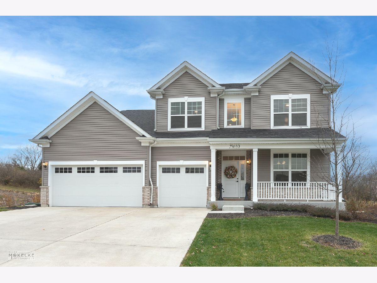 Homes Sold Copper Leaf Channahon Illinois, 25650 Stonechase