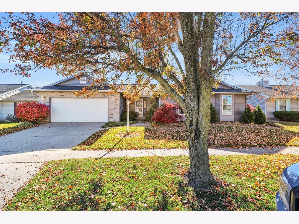 Homes & Condos & Townhomes Sold South Ridge Urbana Illinois, 1809 Autumn Ridge