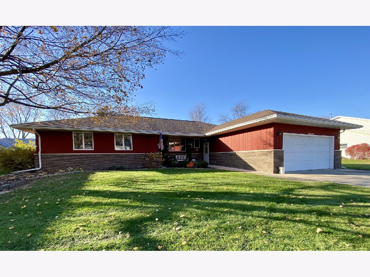Homes Sold Bailey Subdivision Pontiac Illinois, 1105 Bailey