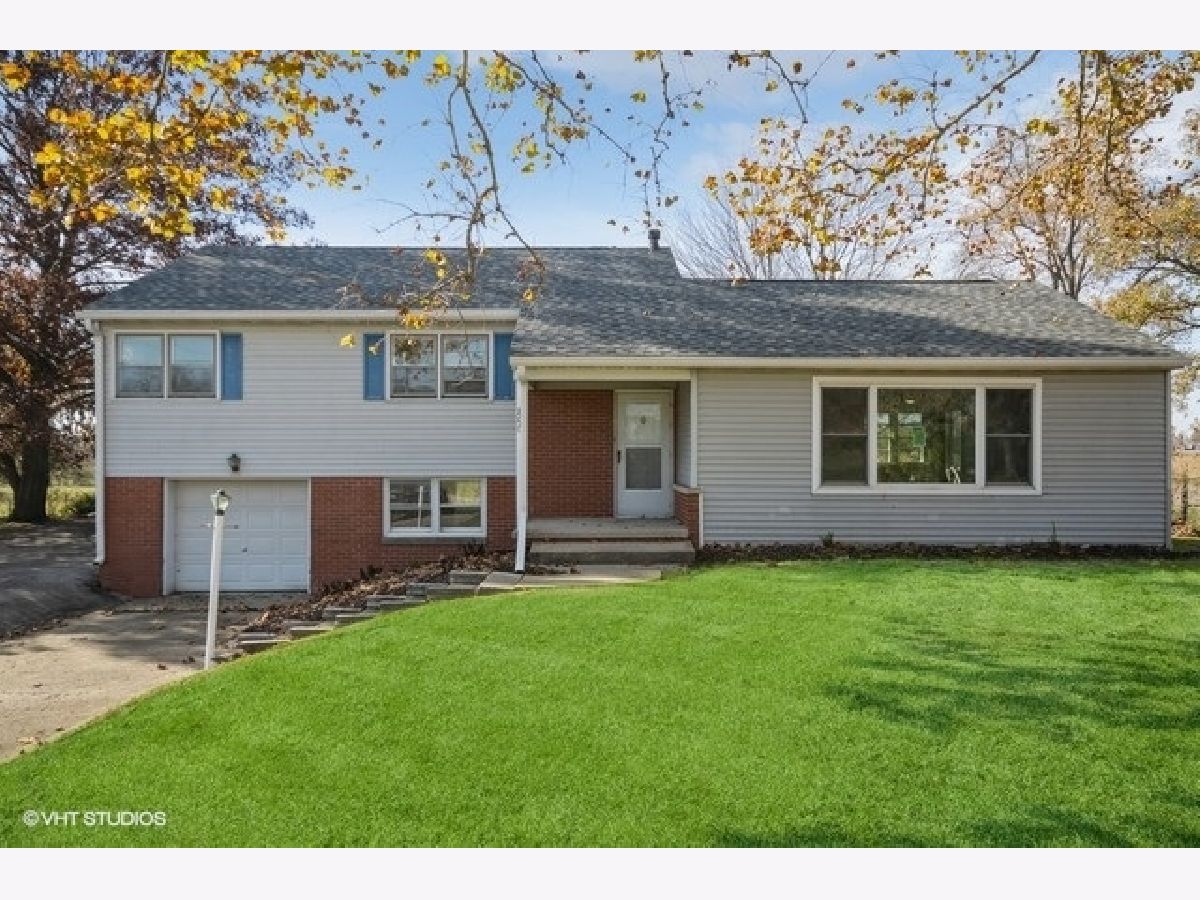 Sold Saybrook Illinois, 806 Main