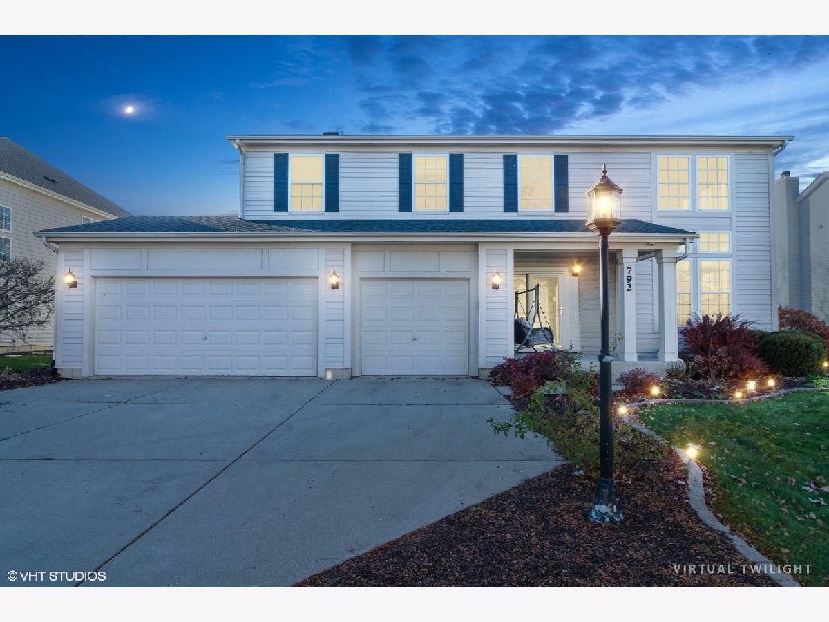 Homes Sold Cambridge Walk Carol Stream Illinois, 792 Williamstown