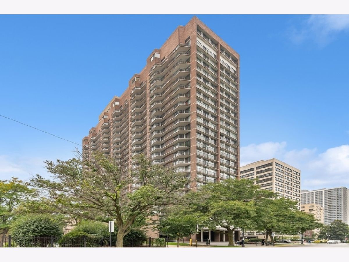 Condominiums Sold The Waterford Chicago Illinois, 4170 Marine