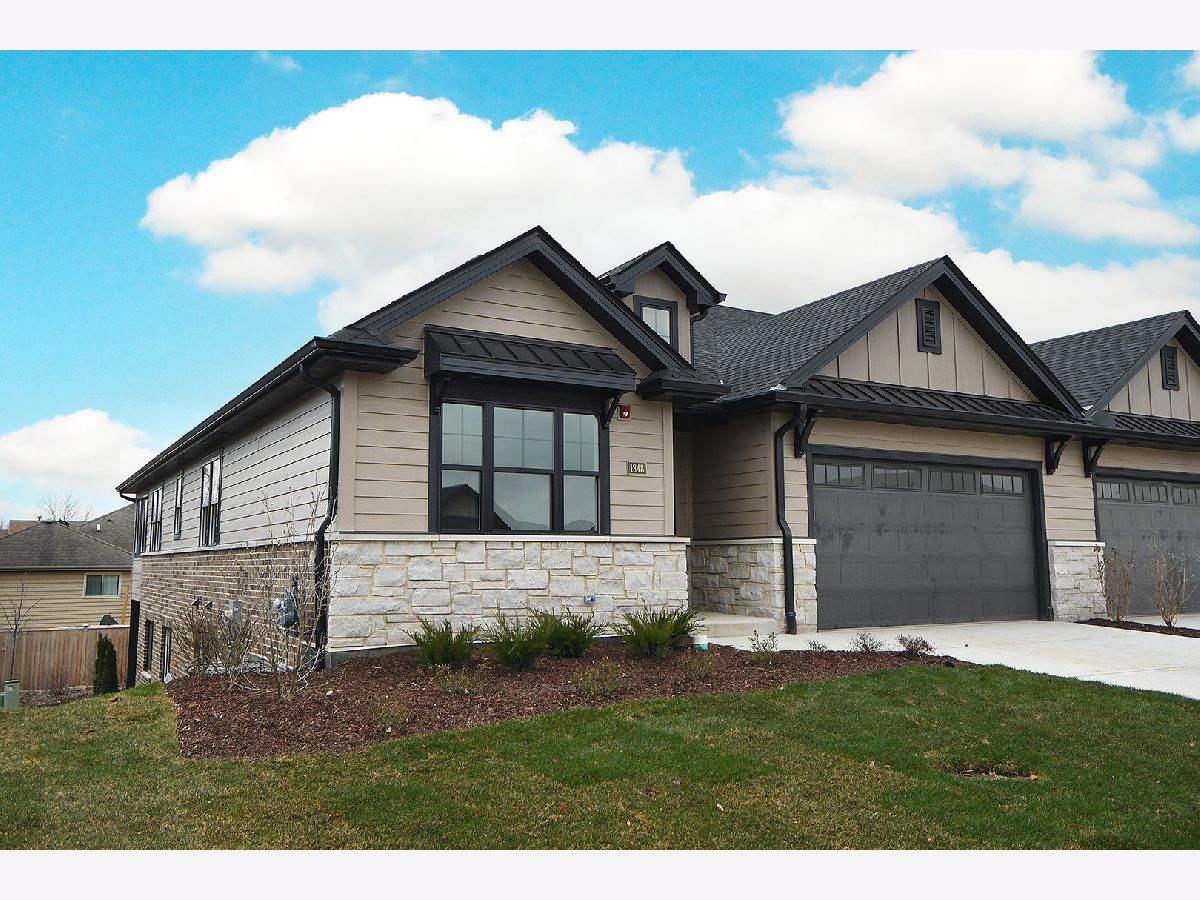 Condos & Townhomes Sold Villas Of Clover Ridge Lockport Illinois, 1348 Lacoma