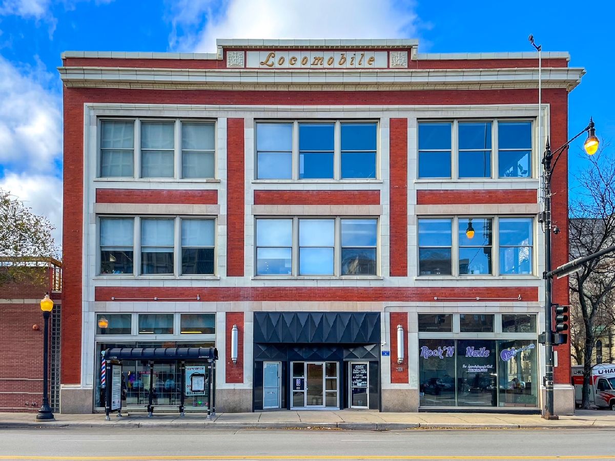 Condominiums Rented Locomobile Lofts Chicago Illinois, 2000 Michigan