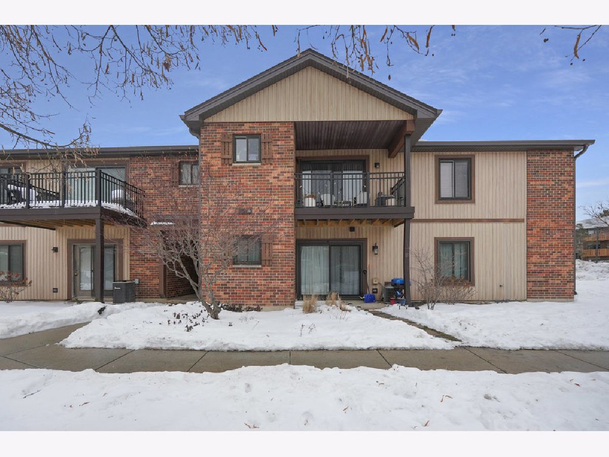 Condos & Townhomes & Homes Sold Condo Of Waterbury Roselle Illinois, 1116 Prescott