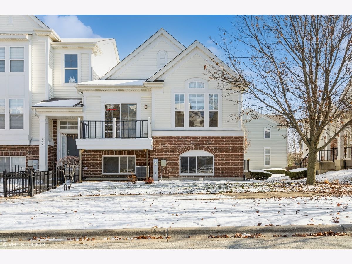 Townhomes & Condos Sold The Plaza On New York Aurora Illinois, 481 Grosvenor