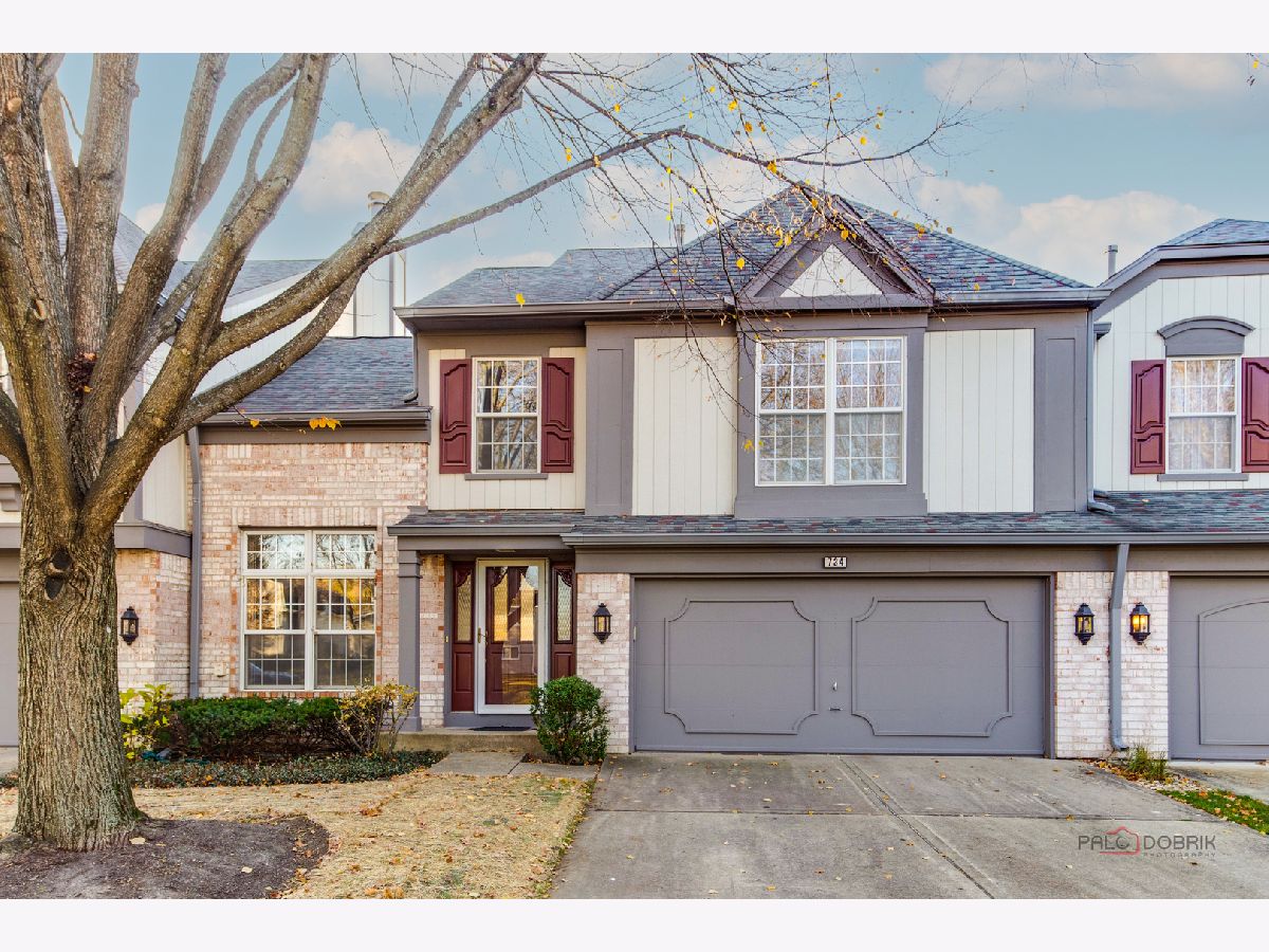 Townhomes Sold Cherbourg Buffalo Grove Illinois, 734 Marseilles