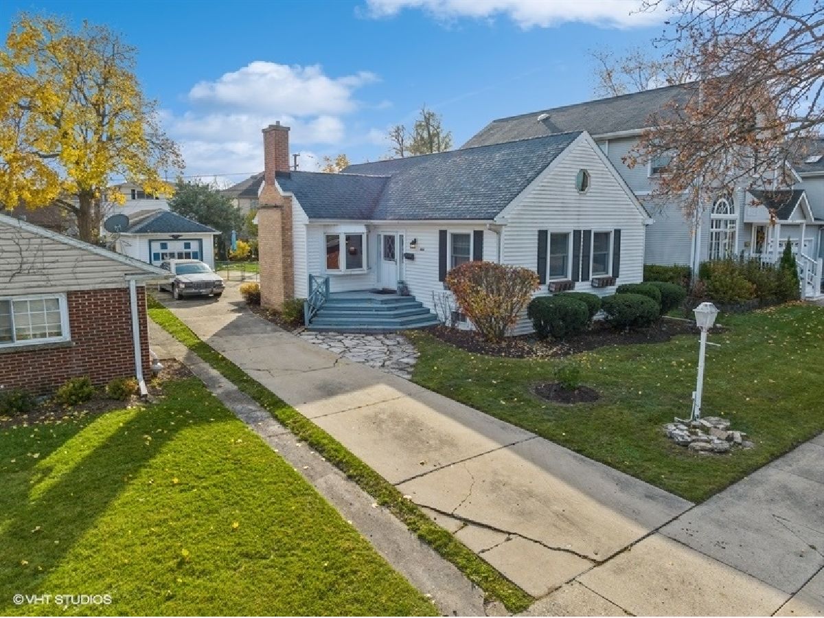 Homes & Townhomes Sold Des Plaines Manor Des Plaines Illinois, 983 North