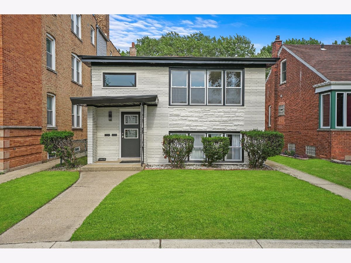  Rented Chicago Illinois, 11315 Avenue G