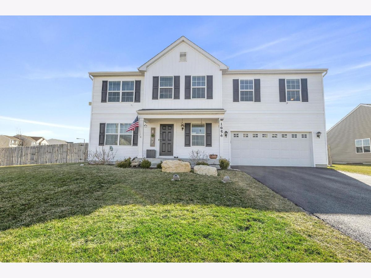 Homes Sold Ashley Pointe Yorkville Illinois, 1654 Shetland