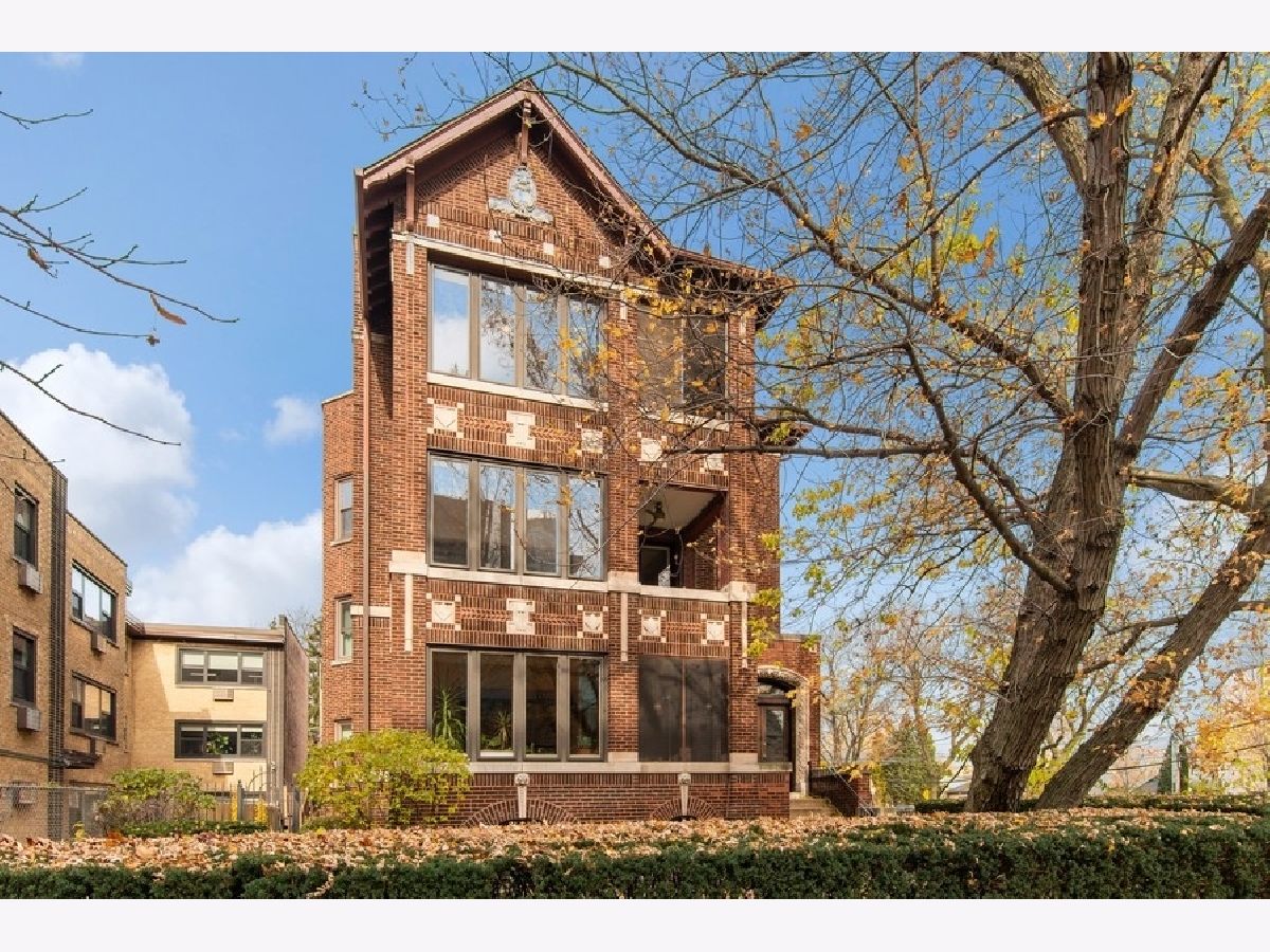 Condos & Townhomes & Homes Sold Rogers Park Chicago Illinois, 1106 Loyola