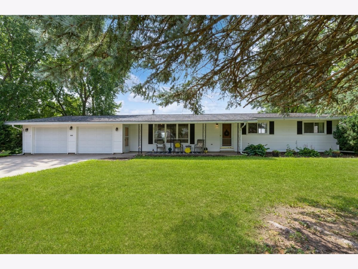  Sold Erie Illinois, 908 5th