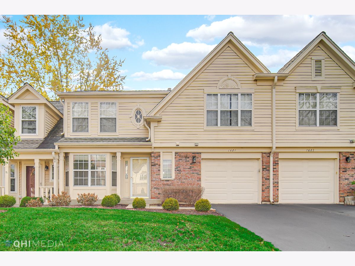 Townhomes Sold Newport Village Arlington Heights Illinois, 1621 Portsmith