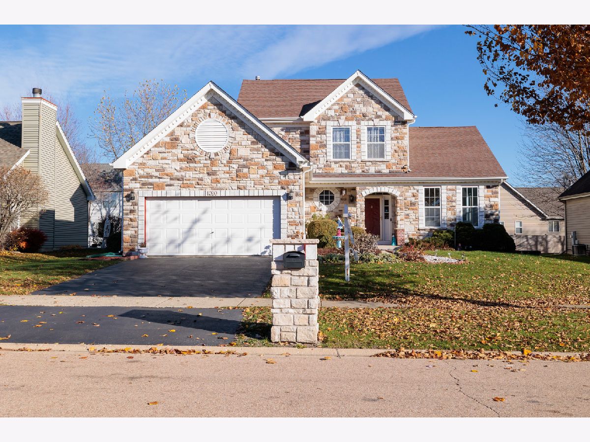 Homes Sold Chicory Place Aurora Illinois, 1020 Amaranth