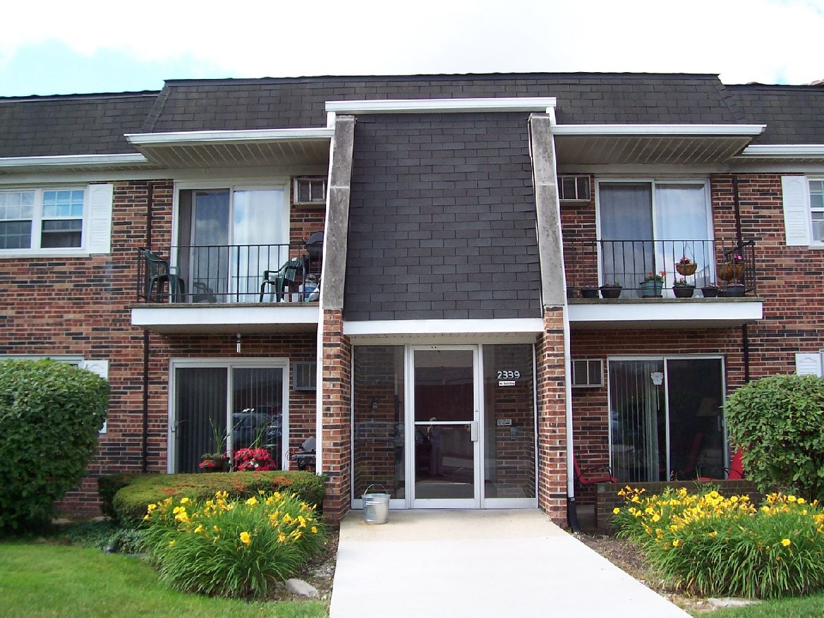 Condominiums Rented Fairway Grove Downers Grove Illinois