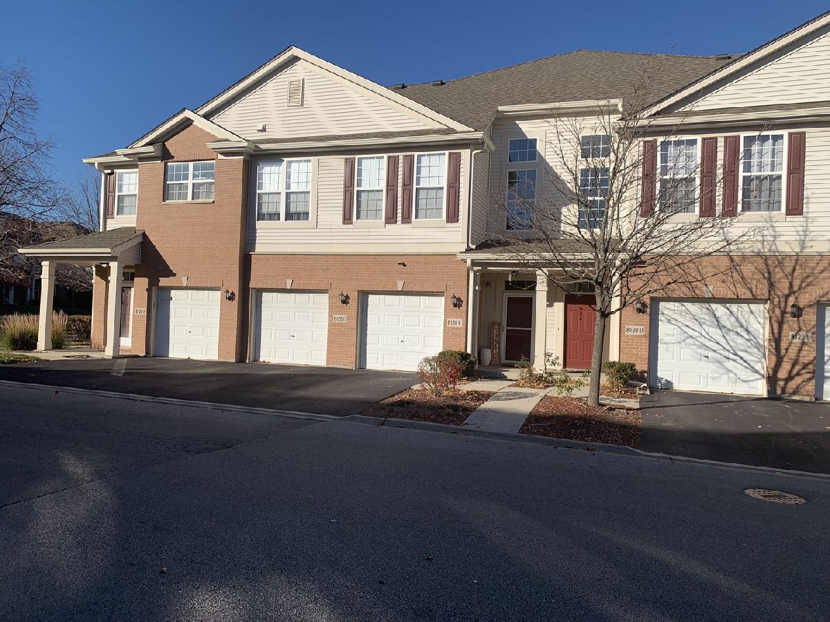 Condos & Townhomes Sold Asbury Woods Justice Illinois, 8120 Concord
