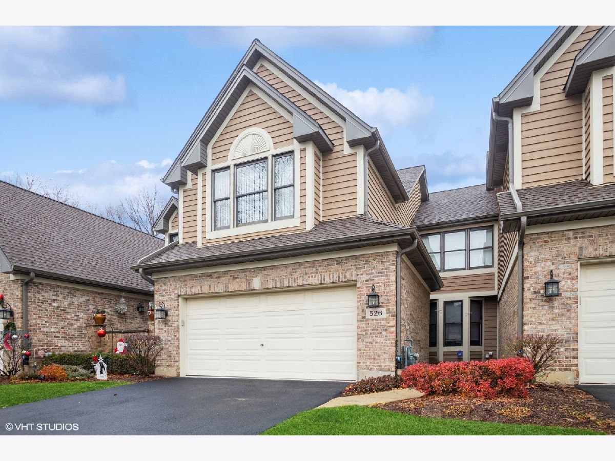 Townhomes & Homes Sold Abbey Woods Lombard Illinois, 526 Rosebud