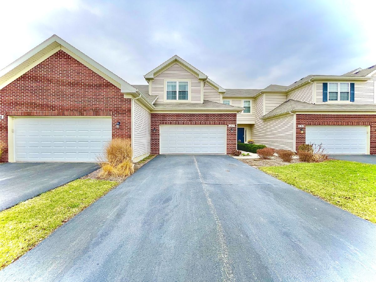 Townhomes Sold The Townes At Ashcroft Walk Oswego Illinois, 133 Dorset