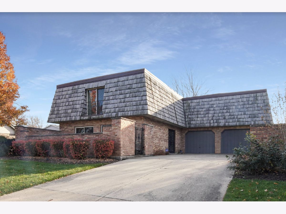 Homes Sold Burr Oaks Joliet Illinois, 3222 Oakwood