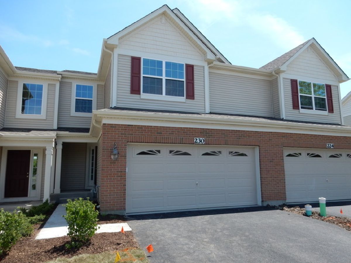 Townhomes Rented Remington Glen St Charles Illinois, 230 Remington