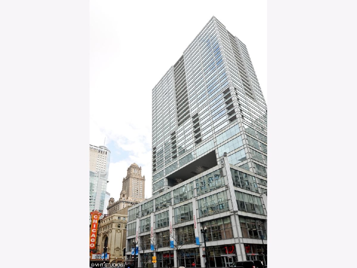 Condos & Townhomes Rented Joffrey Tower Chicago Illinois, 8 Randolph