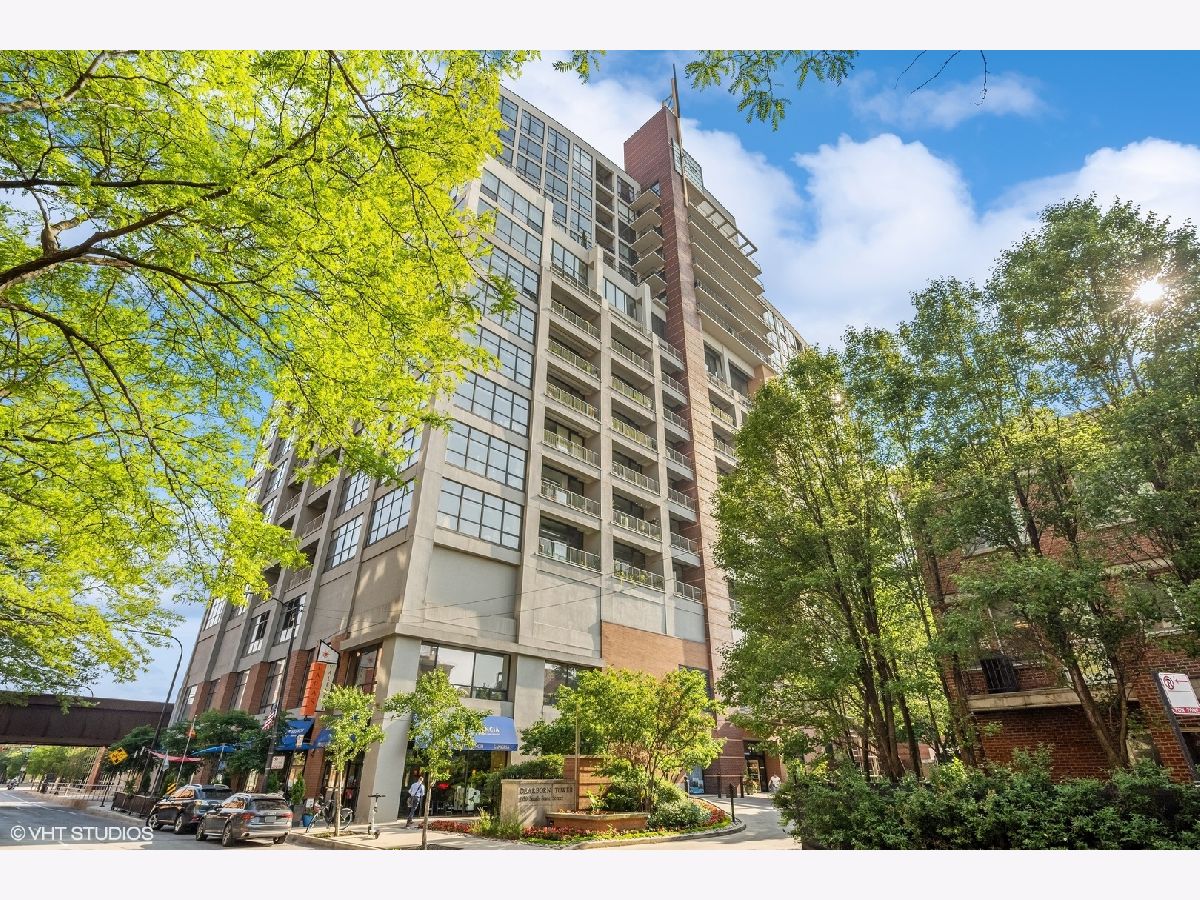 Condos & Townhomes Sold Dearborn Tower Chicago Illinois, 1530 State