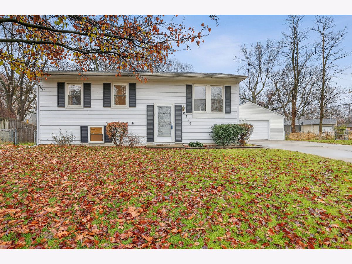 Homes Sold Weller's Holiday Park Champaign Illinois, 2709 Willowpark