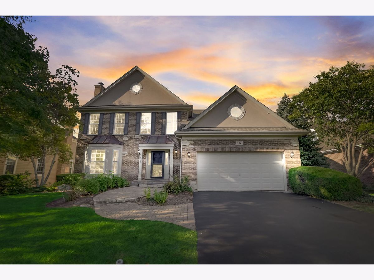 Homes Sold Lakewood Glen Palatine Illinois, 942 Aspen