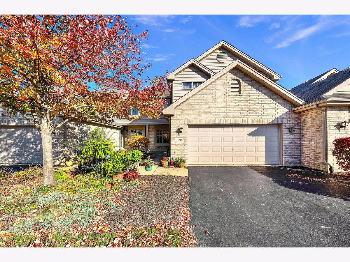 Townhomes Sold Mansfield Tinley Park Illinois, 18215 Newcastle