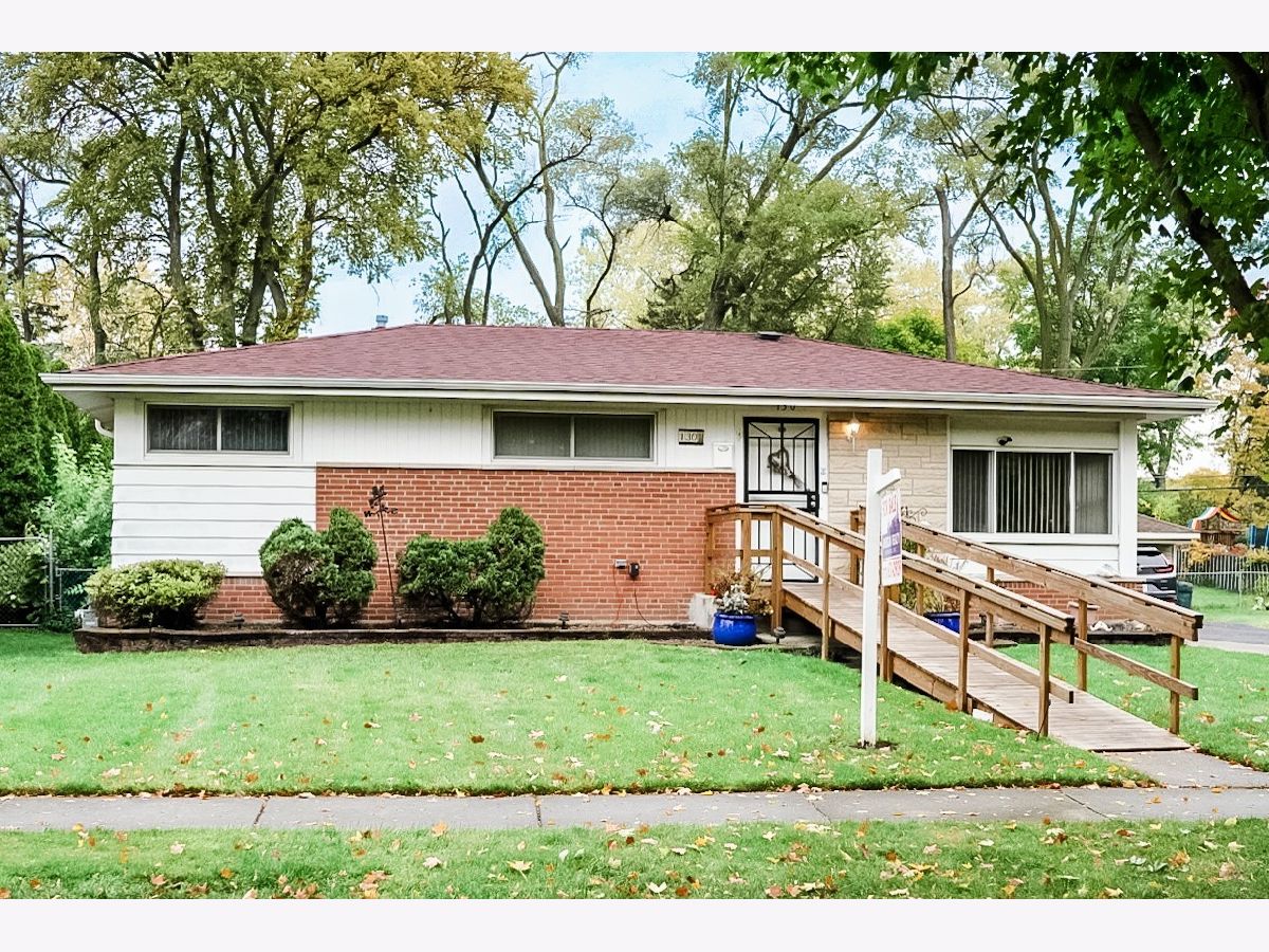 Homes Sold Brentwood Bensenville Illinois, 130 Dennis