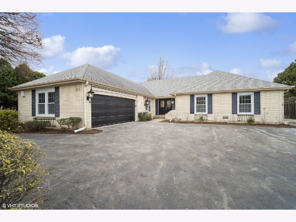 Homes Sold La Fontaine Glenview Illinois, 1610 Barry