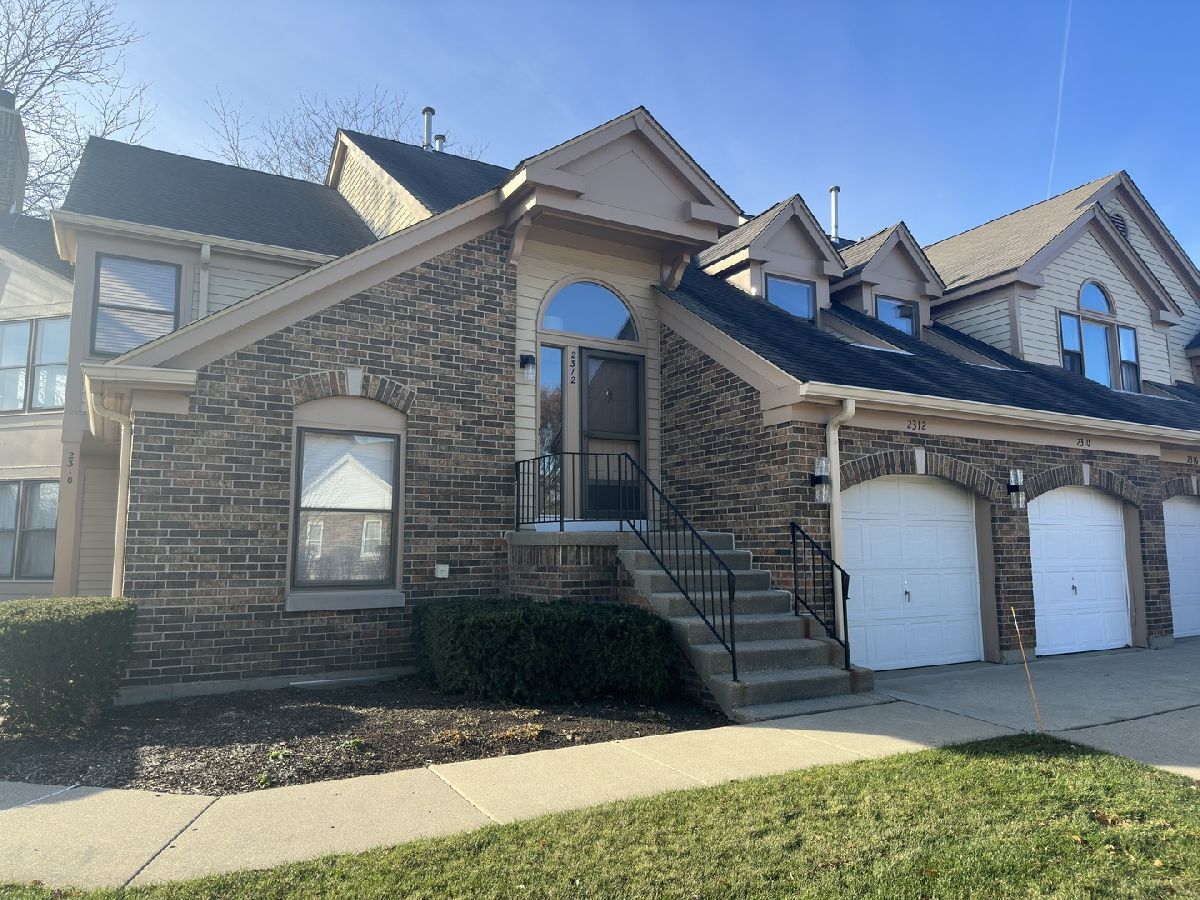 Woodlands Of Fiore Buffalo Grove IL, Townhomes & Condos & Homes For Sale & For Rent Sadie