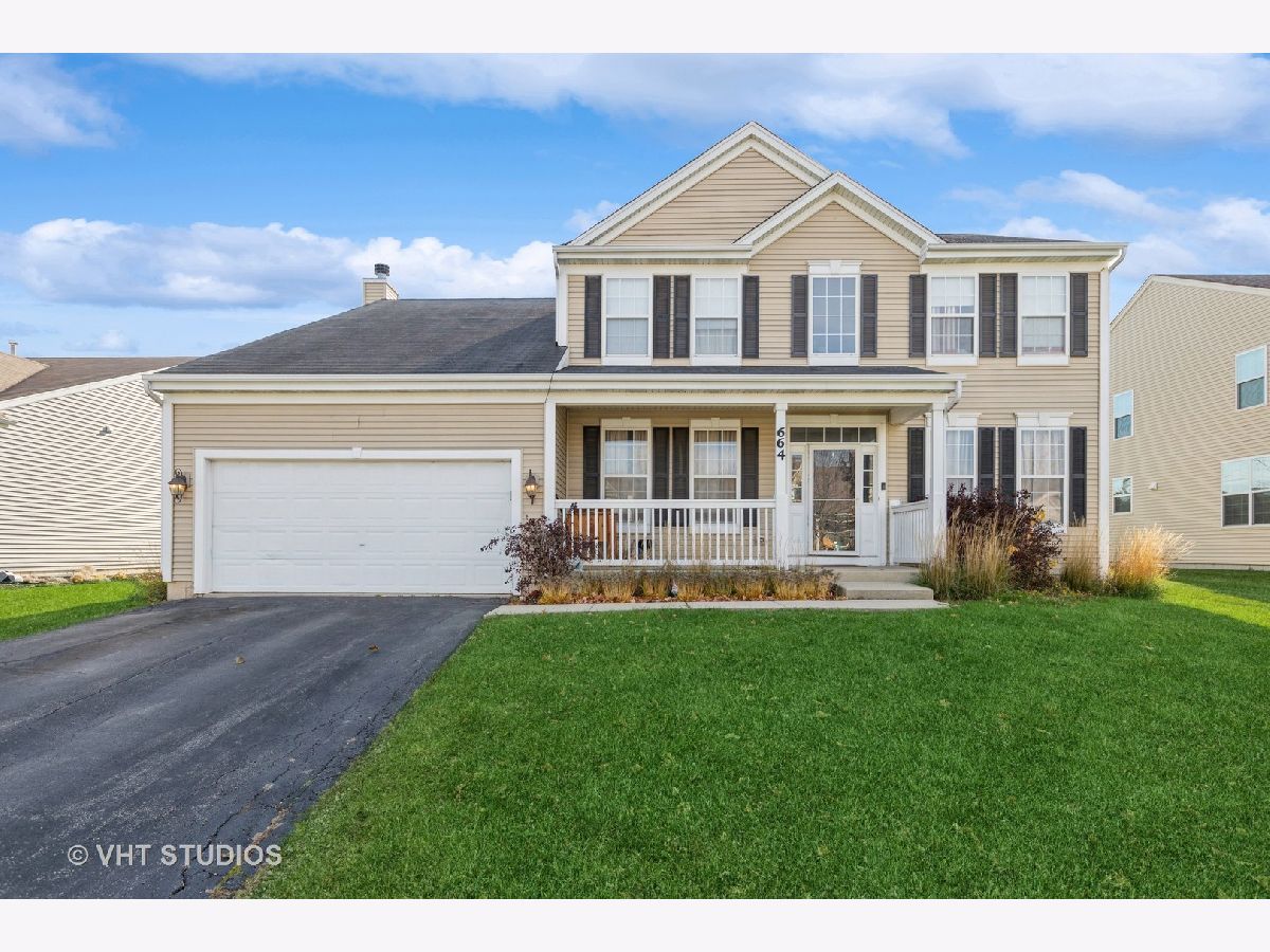 Homes & Condos & Townhomes Sold Sonatas Woodstock Illinois, 664 Verdi