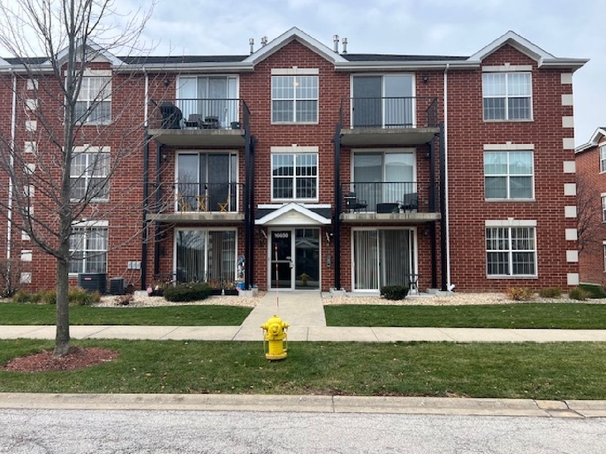  Rented Orland Park Illinois, 16650 Liberty
