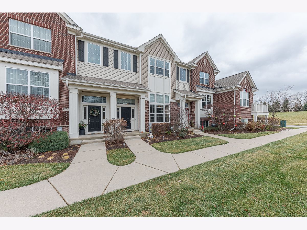 Townhomes Sold Briarcliffe Townhomes Lemont Illinois, 16769 Brighton