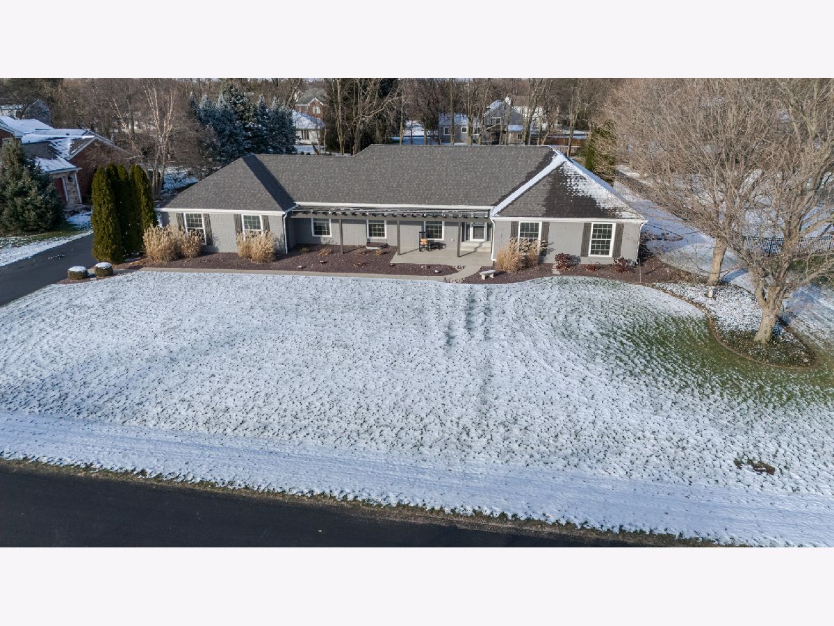 Homes & Condos & Townhomes Sold Crestwicke Bloomington Illinois, 16060 Dorado