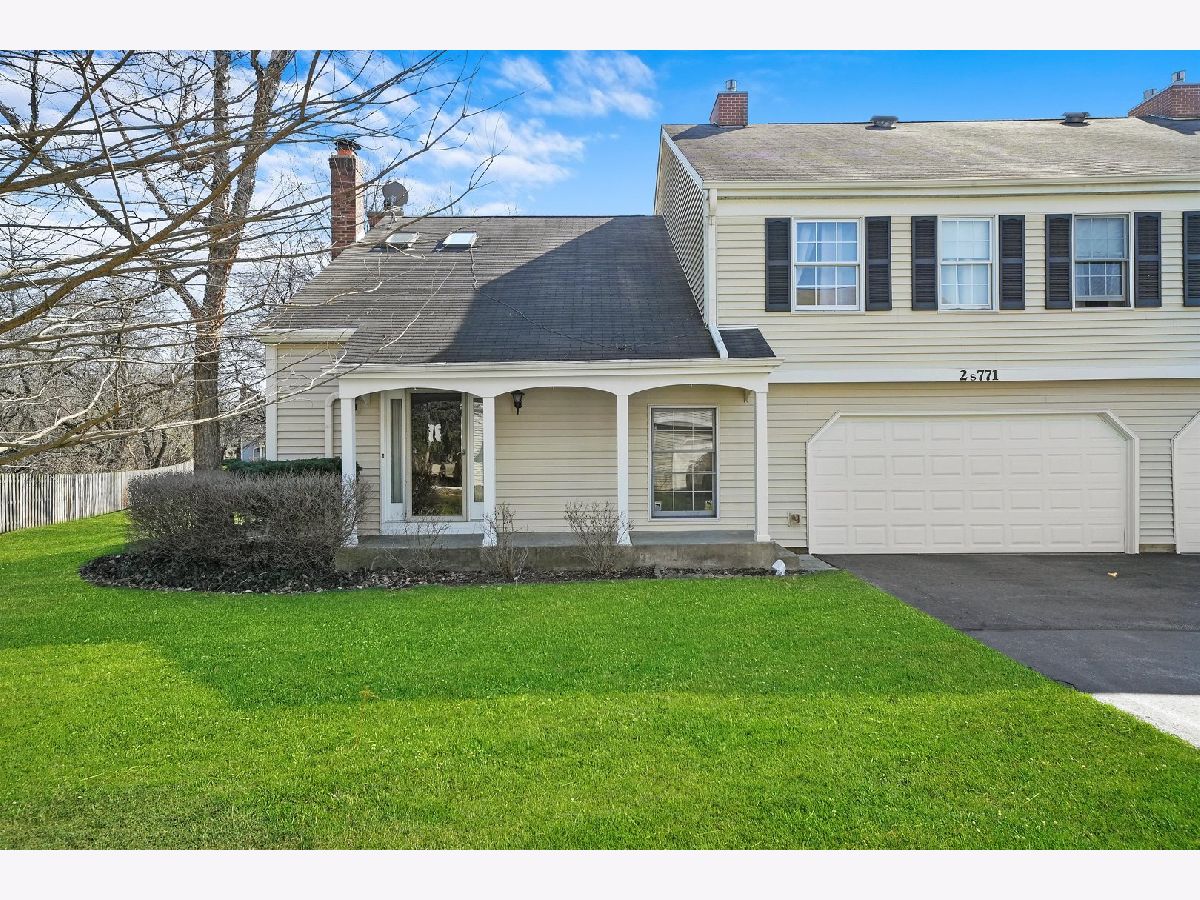 Townhomes Sold Warrenville Lakes Warrenville Illinois, 2s771 Grove