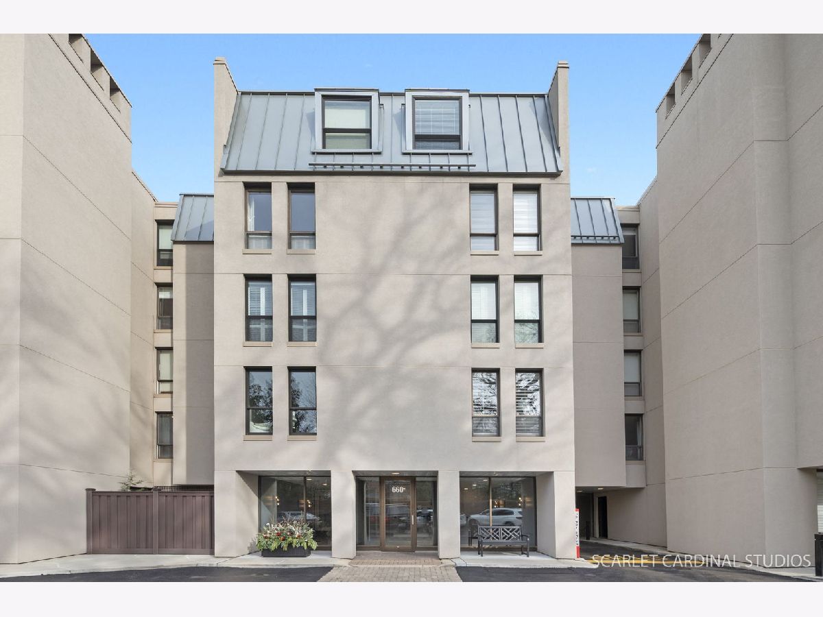 Condominiums Sold Winnetka Mews Winnetka Illinois, 660 Winnetka Mews