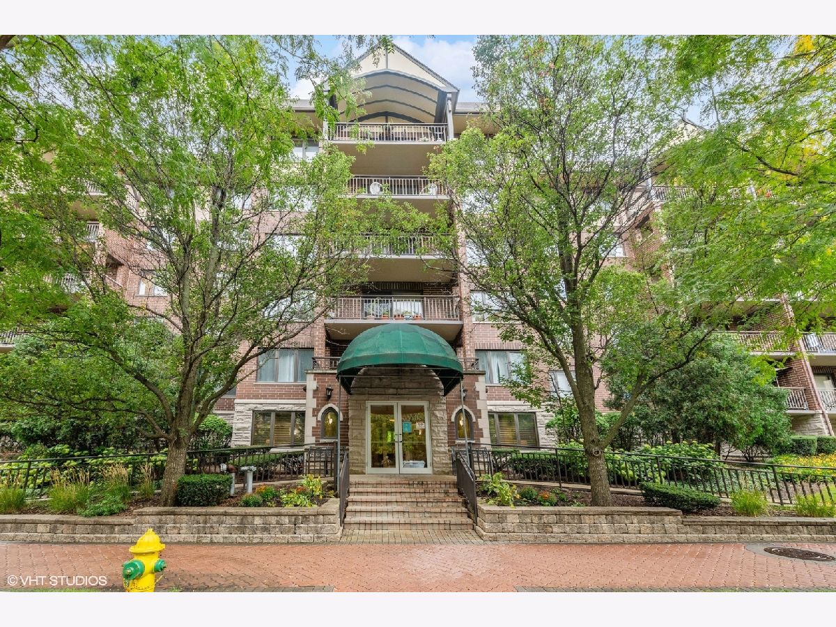 Condominiums Sold Clock Tower Mount Prospect Illinois, 10 Wille