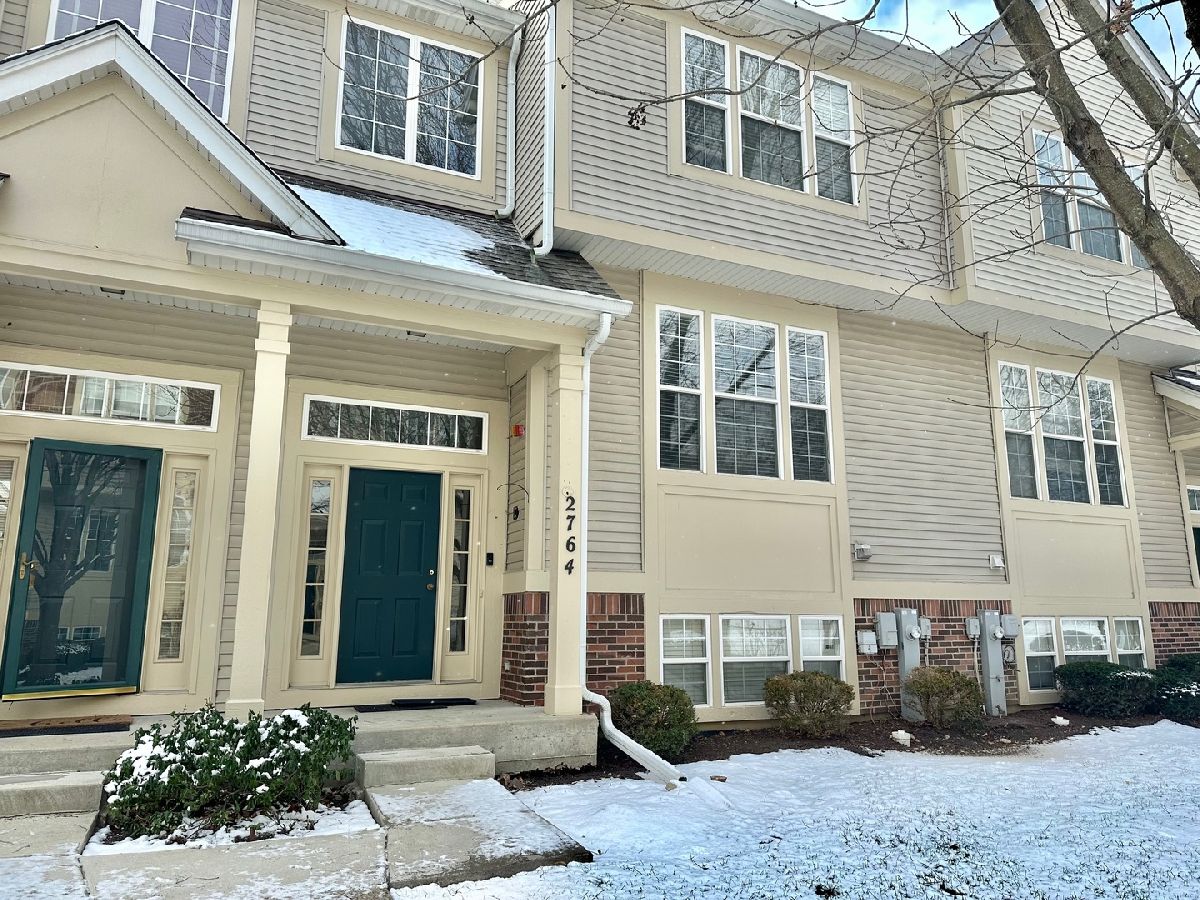 Townhomes & Homes Rented Greenwood Place Arlington Heights Illinois, 2764 Greenwood