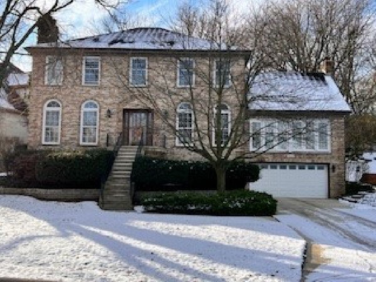 Townhomes & Homes Sold Maryknoll Glen Ellyn Illinois, 885 Maryknoll