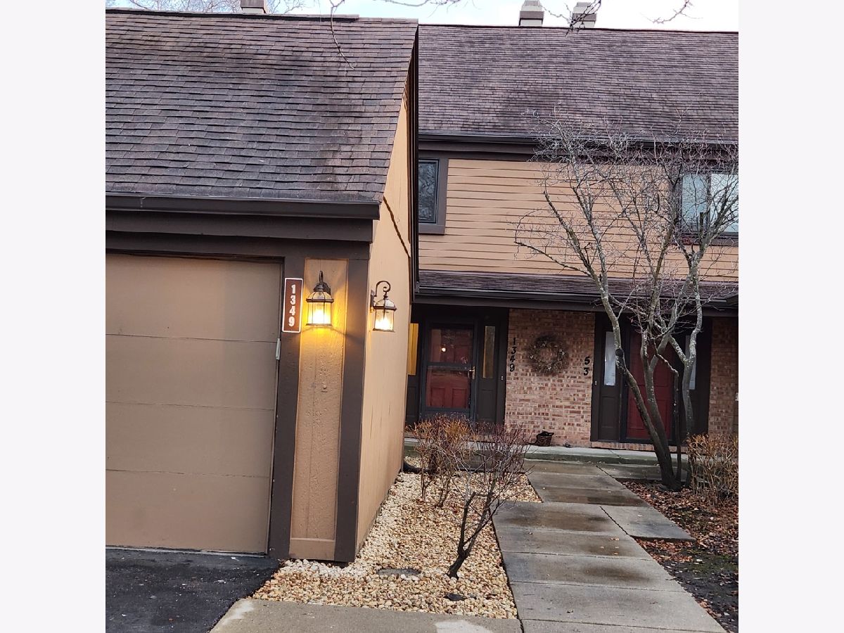 Townhomes & Homes Sold The Crossings Buffalo Grove Illinois, 1349 Bristol