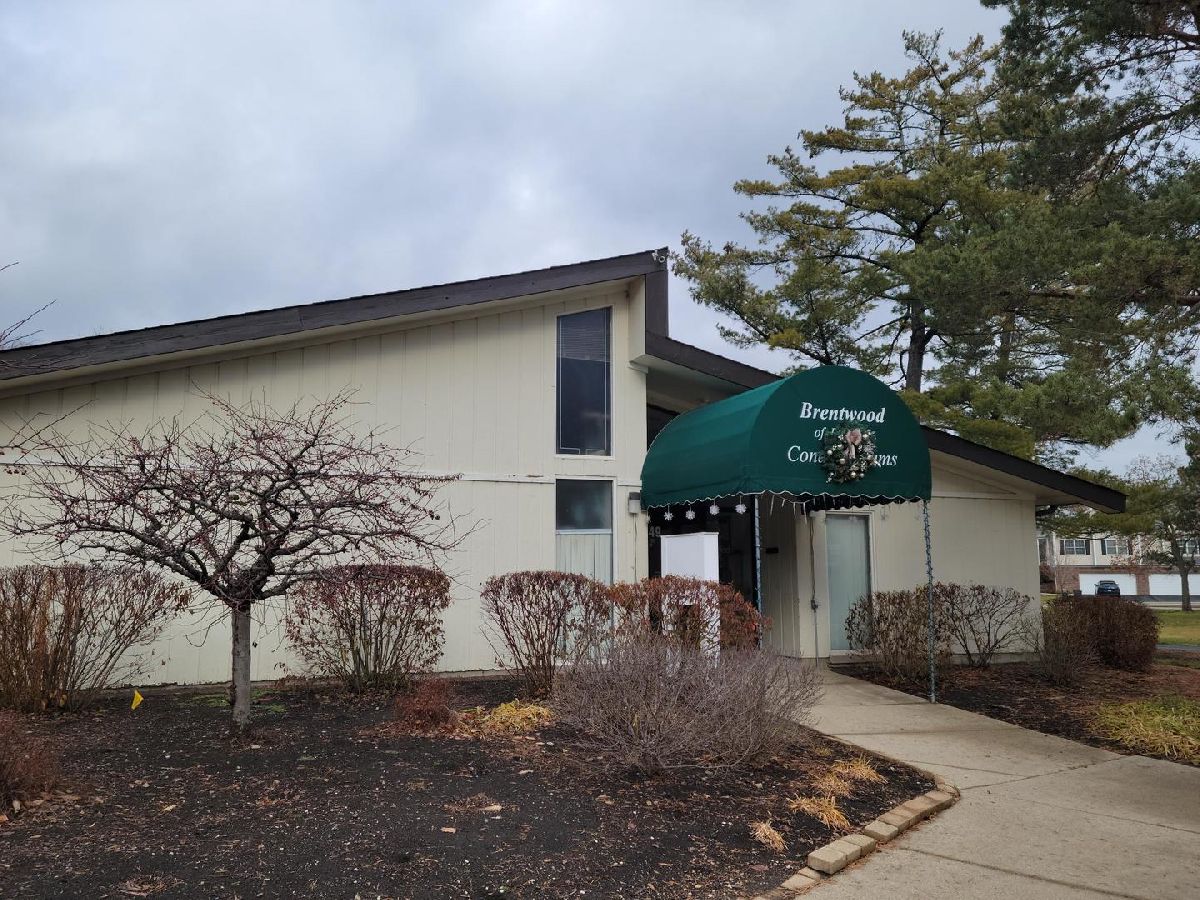 Condominiums Sold Brentwood Palatine Illinois, 1451 Winslowe