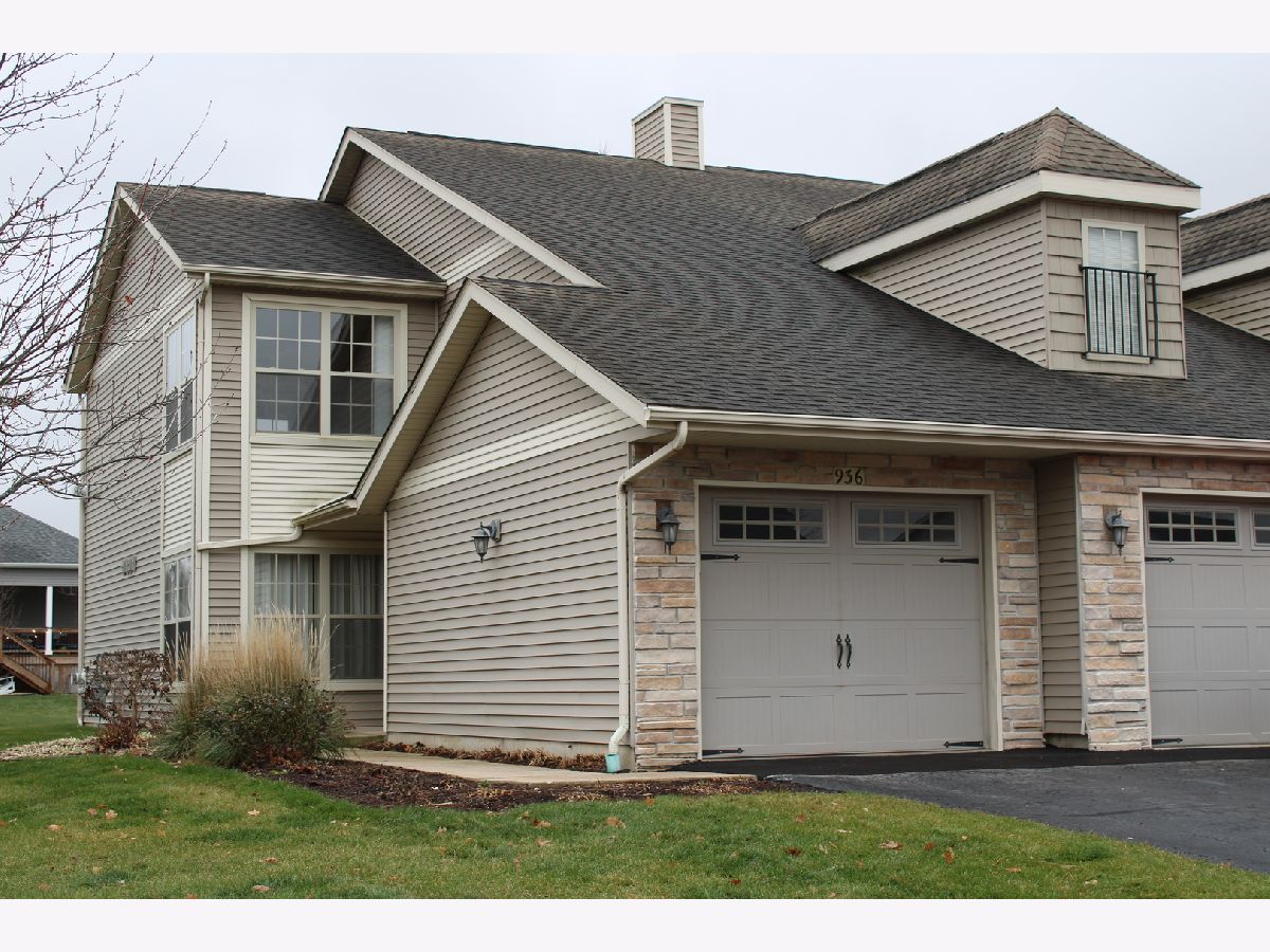 Condominiums Sold River Edge Sycamore Illinois, 936 Buckingham