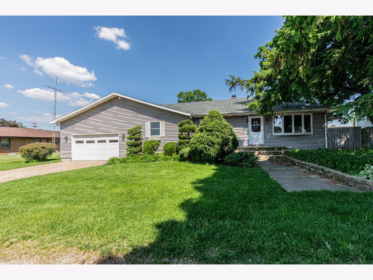  Sold Ladd Illinois, 219 Selby