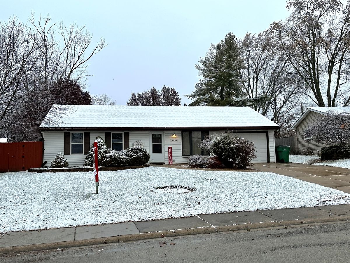 Homes Sold Orland Hills Gardens Orland Park Illinois, 10208 Hiawatha
