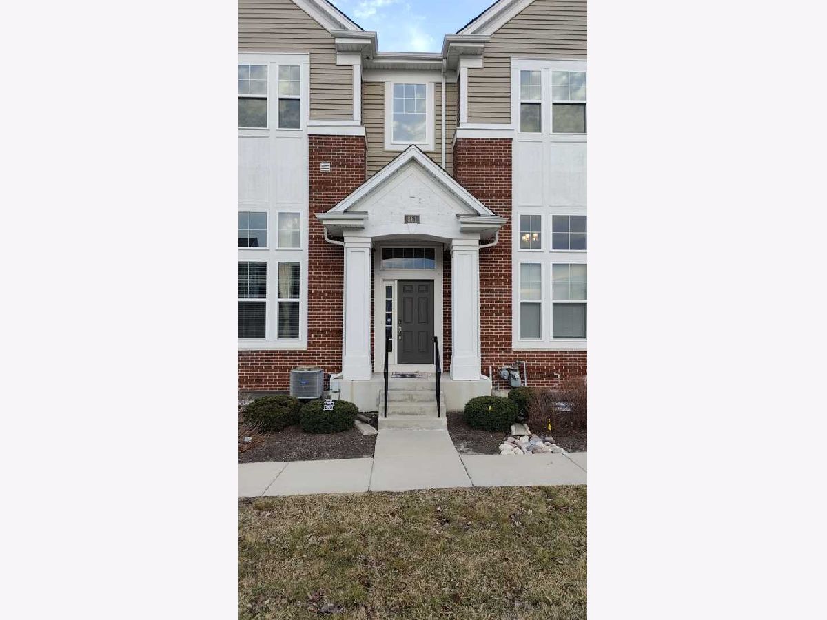 Townhomes & Condos Rented Lehigh Station Aurora Illinois, 861 Lewisburg