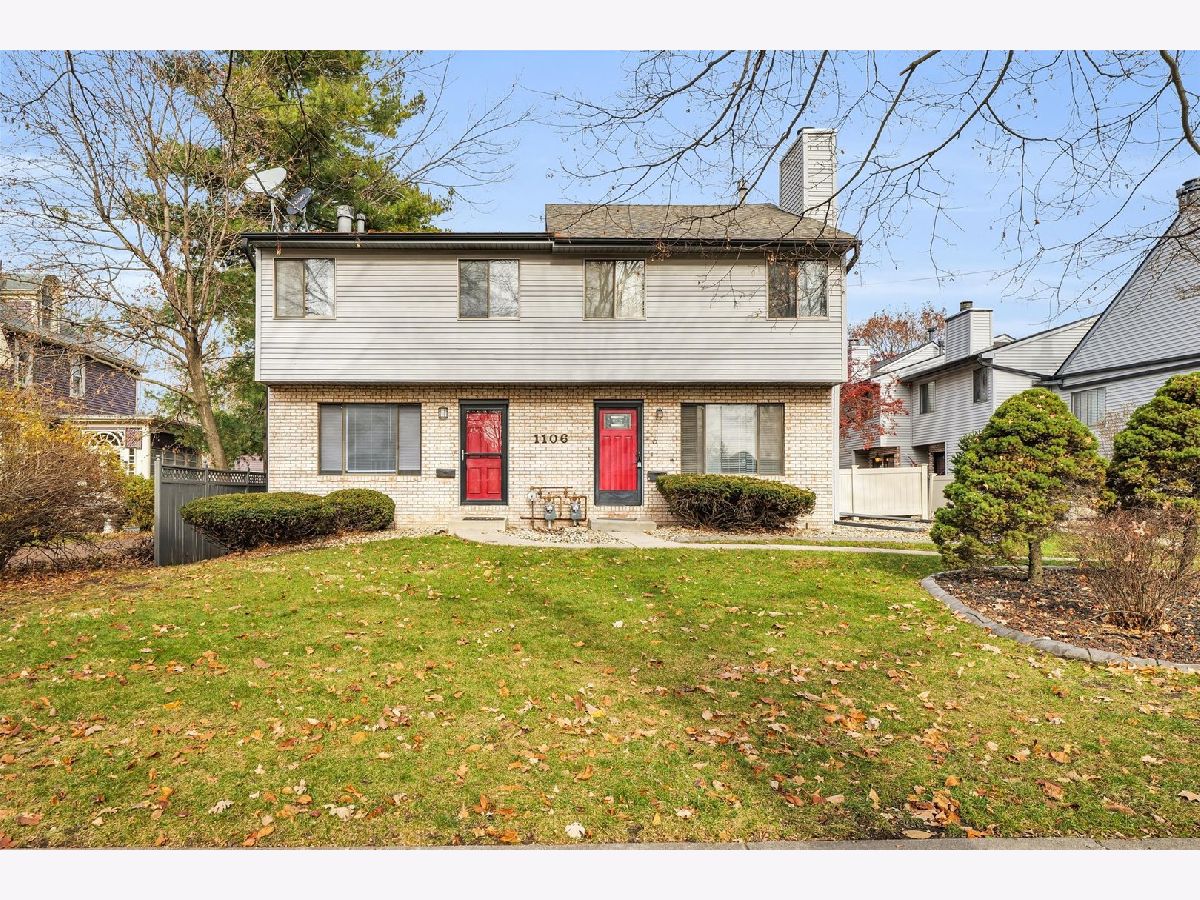  Rented Bloomington Illinois, 1106 E Jefferson