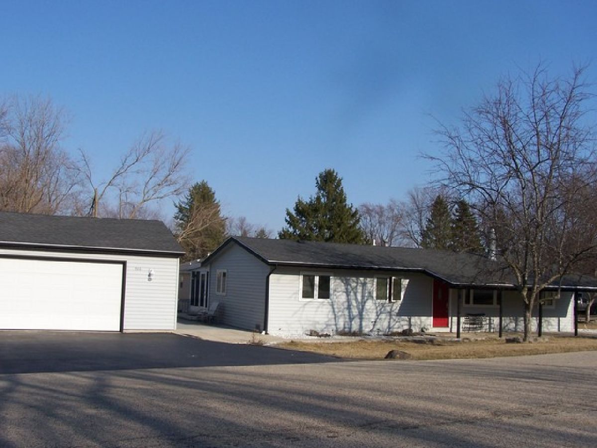 Homes Rented Mchenry Shores Mchenry Illinois, 706 Broadway
