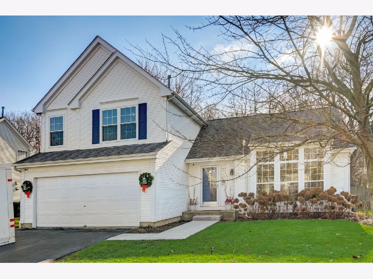 Homes Sold Highlands Of Fairway Ridge Gurnee Illinois, 6373 Crossland